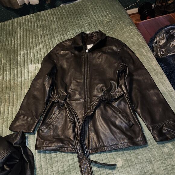 VALERIE STEVENS EUC. SIZE MEDIUM WOMEN LEATHER JACKET COAT - Picture 8 of 9